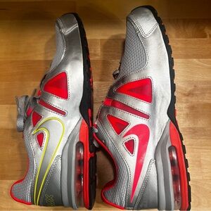 Nike Woman’s Size 9.5 Air Max Limitless